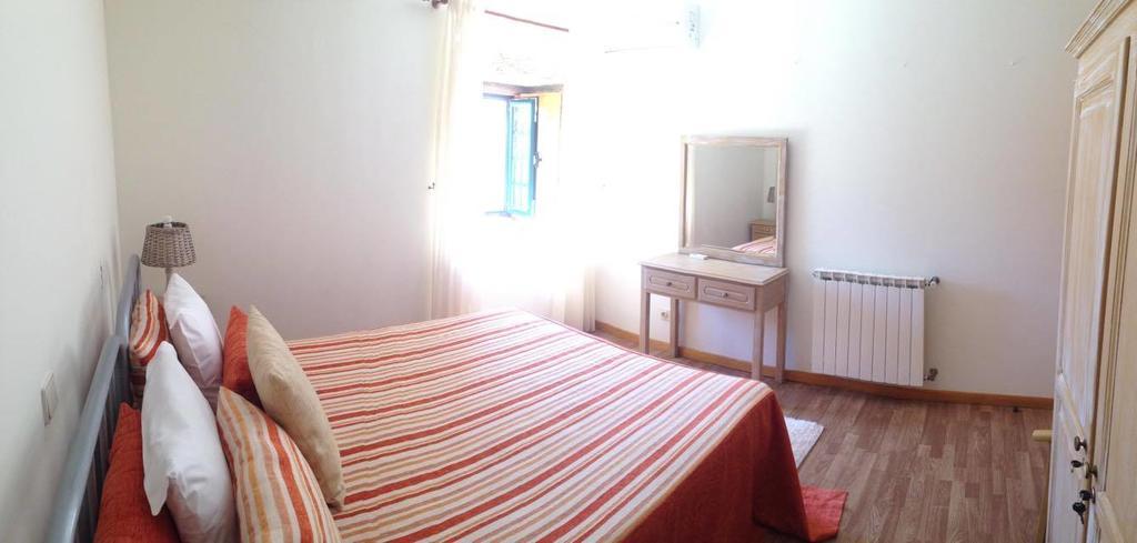 Guesthouse Casa Das Abegoarias سيلوريكو دي باستو المظهر الخارجي الصورة